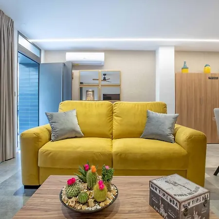 アパート New Loft Cabel & Parking Incluido